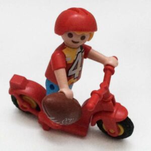 Playmobil 6805 Jongen Met Step en Rugby Bal