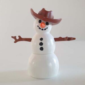 Sneeuwpop met armen, Cowboyhoed en Peen