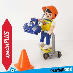 Playmobil 4636 Jongen Op Kickboard/ Skateboard